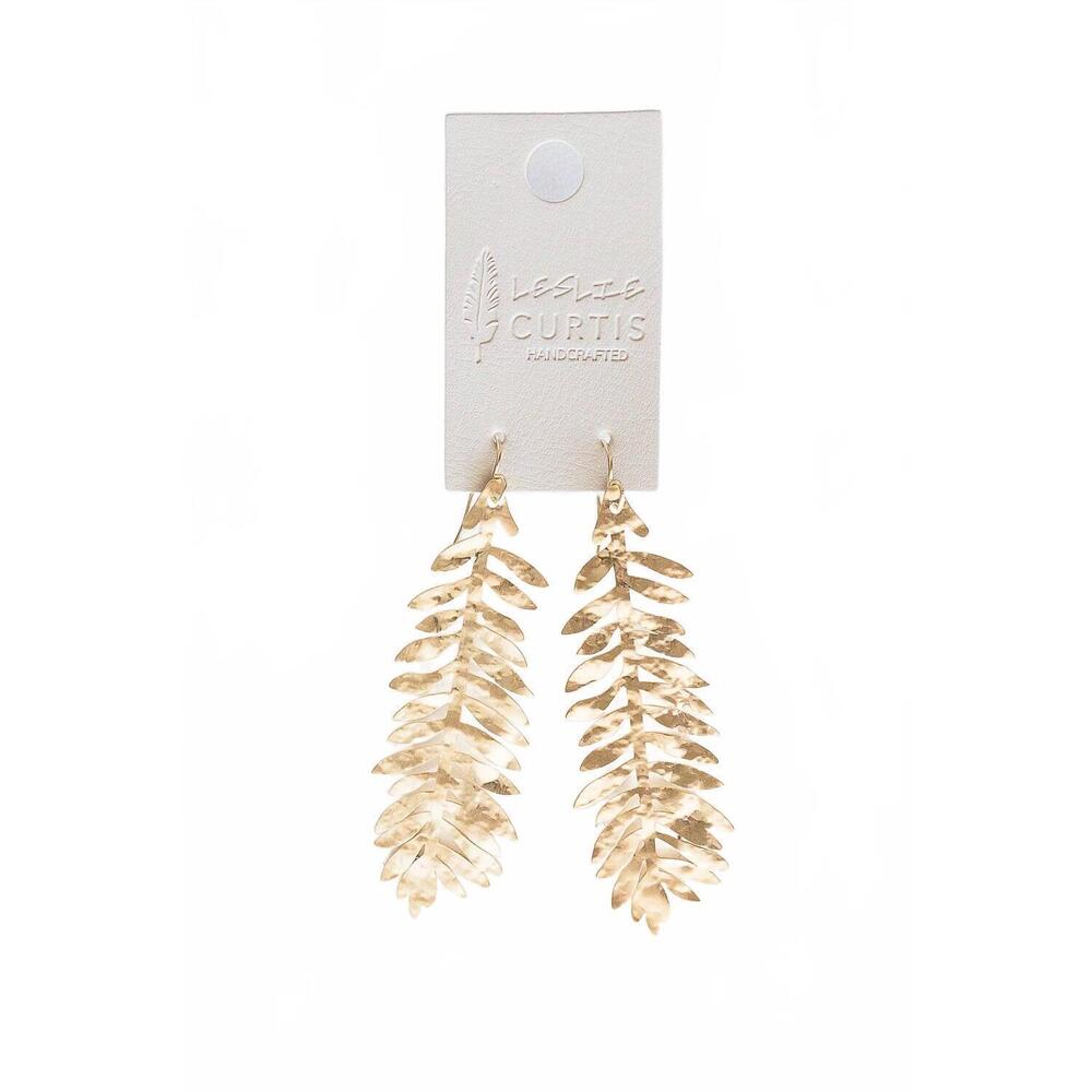 NEW LESLIE CURTIS women's palmer hammered leaf earrings in gold